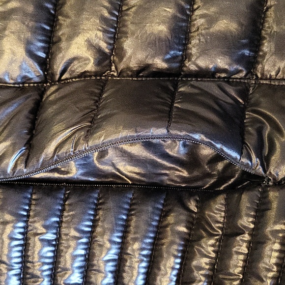 Guess Jacket - Picture 6 of 6